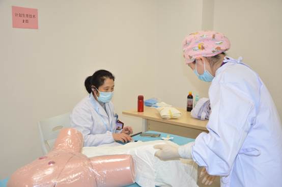 说明: I:\医务科\HL医务科工作材料\医务科材料\母婴保健技术（助产技术）\2021年母婴保健专项技术定期考核\（定）照片\新建文件夹\DSC_6665.JPG